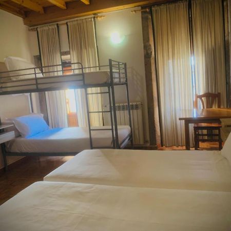 Hostal As Margaritas Santiago de Compostela Exterior photo